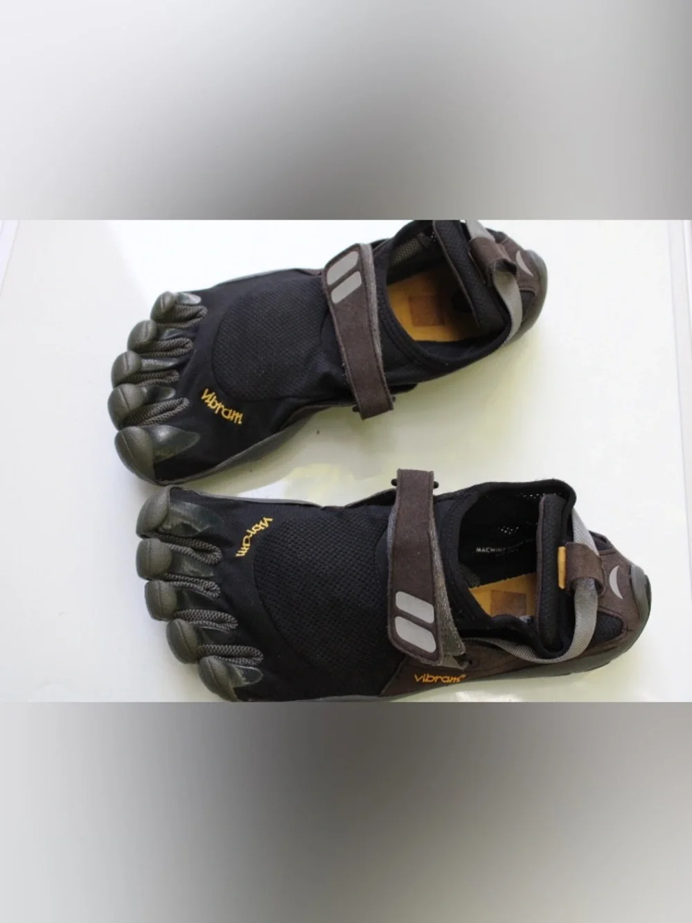 Vibram five fingers men’s shoes